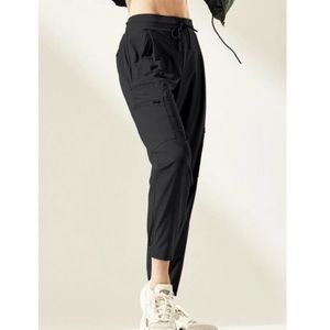 Athleta Go Far Travel Pant Jogger